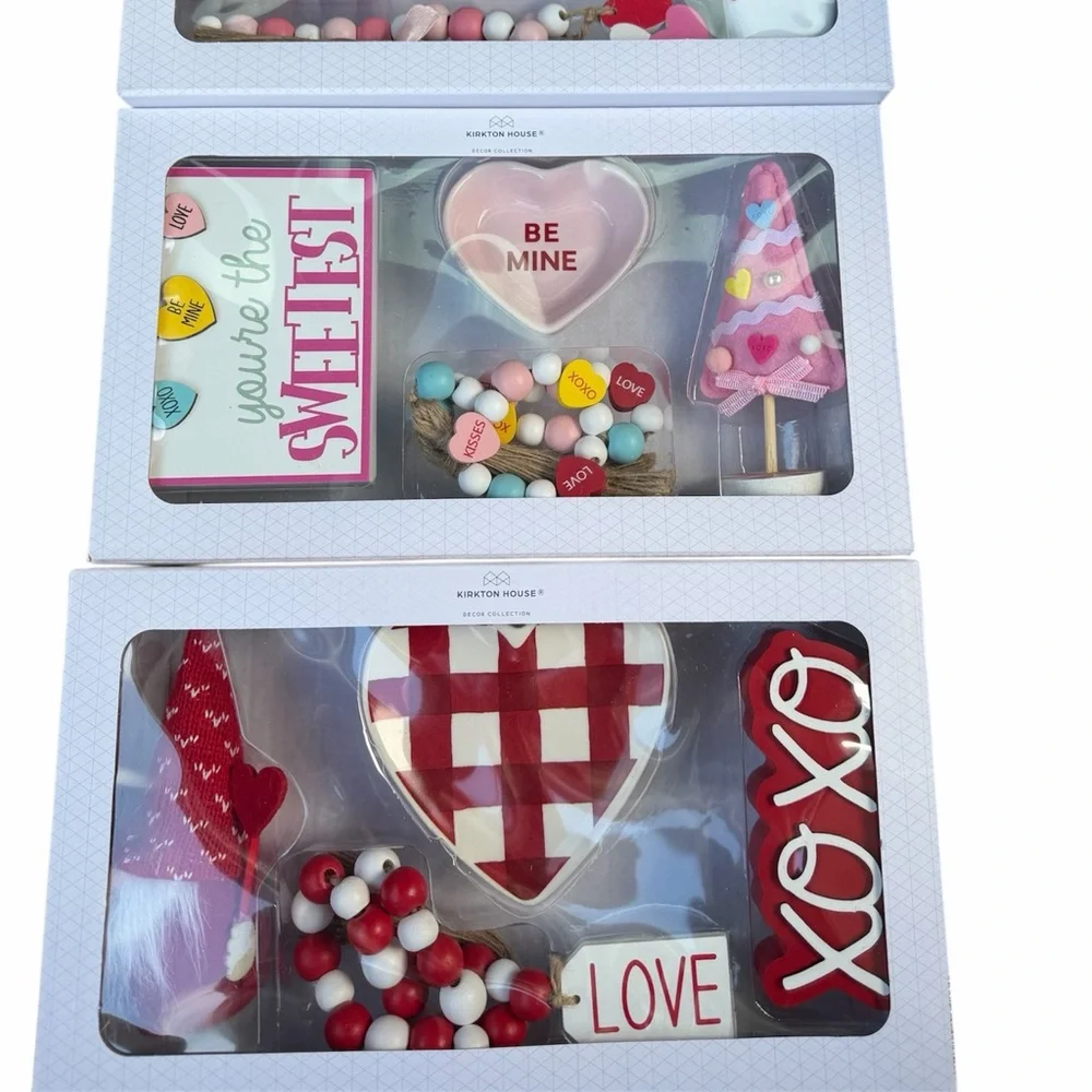 Valentine's Tier Tray decorations Set of 2
